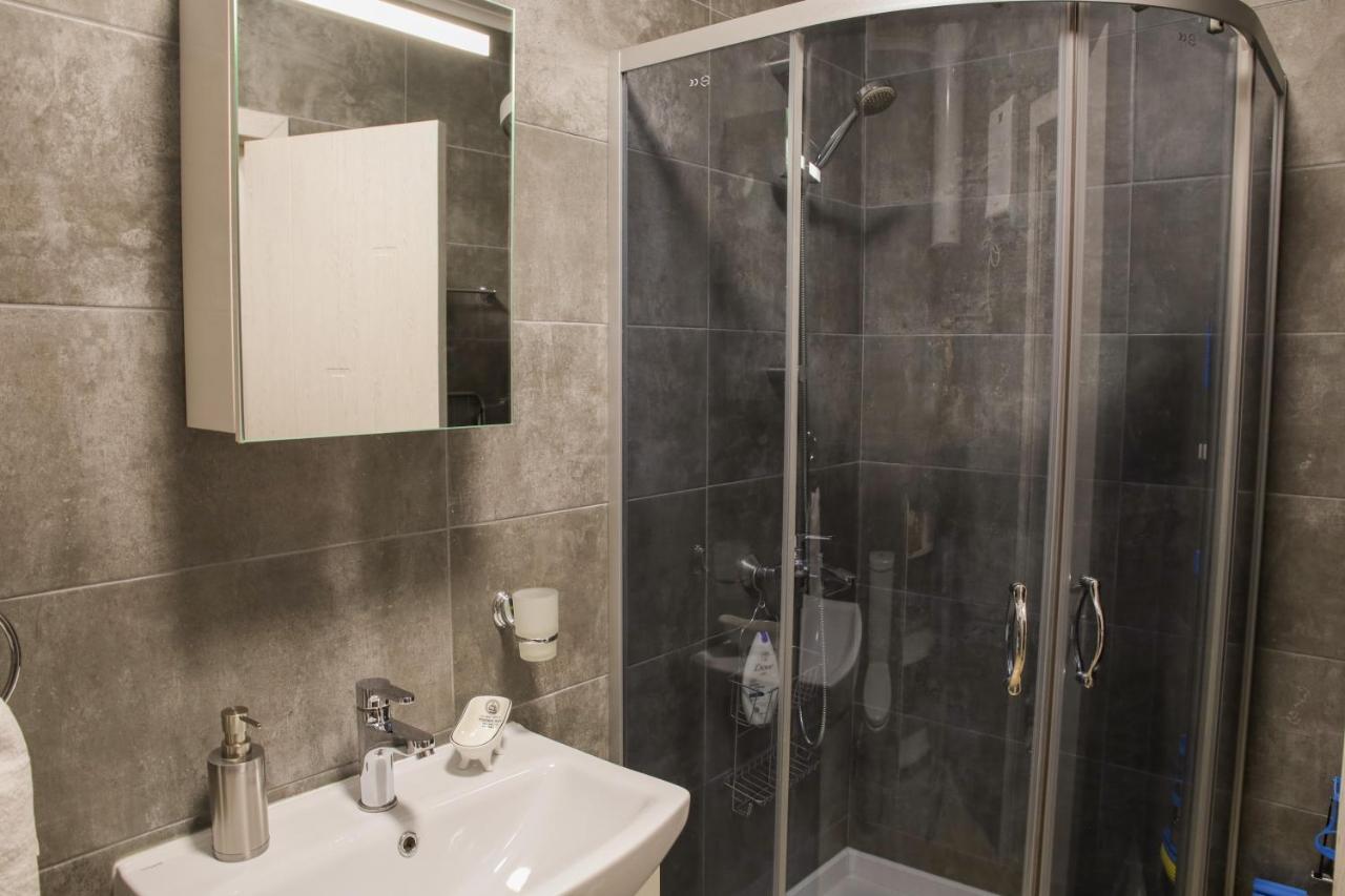 Mall Of Sofia - Urbanlux Retreat, Free Parking Bagian luar foto